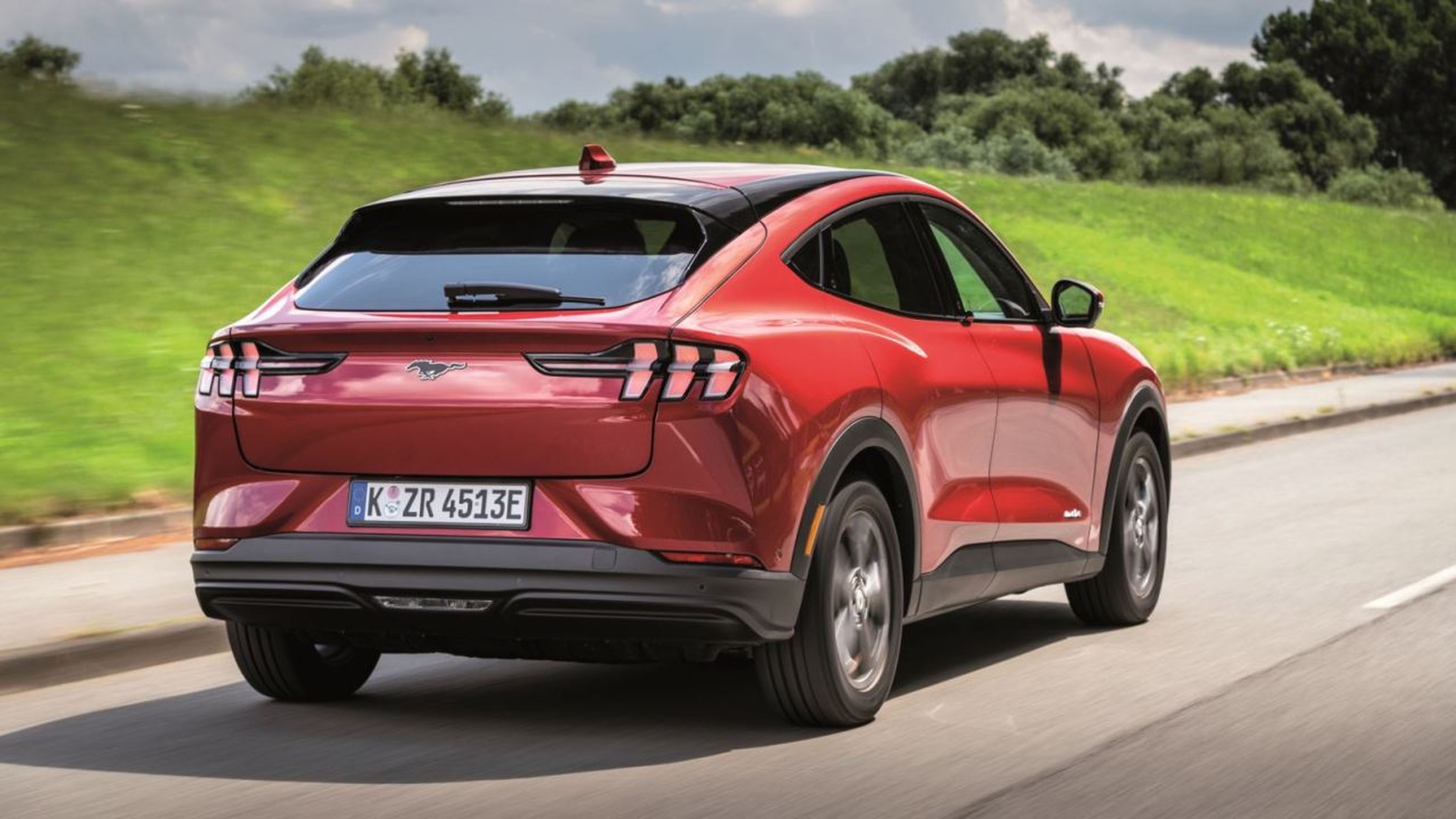prueba ford mustang mach-e rango extendido