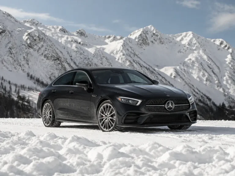 mercedes benz cls in snow