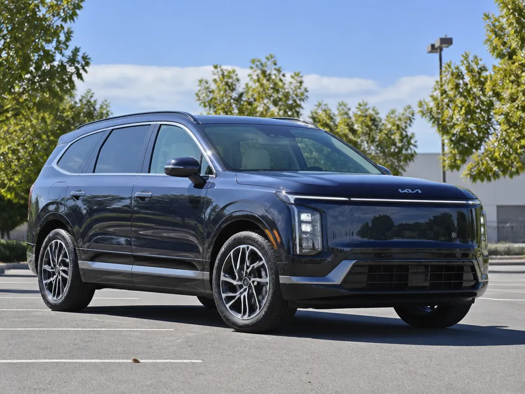 Shortlist Of 3rd-row Ev Suvs - electric suvs with 3rd row